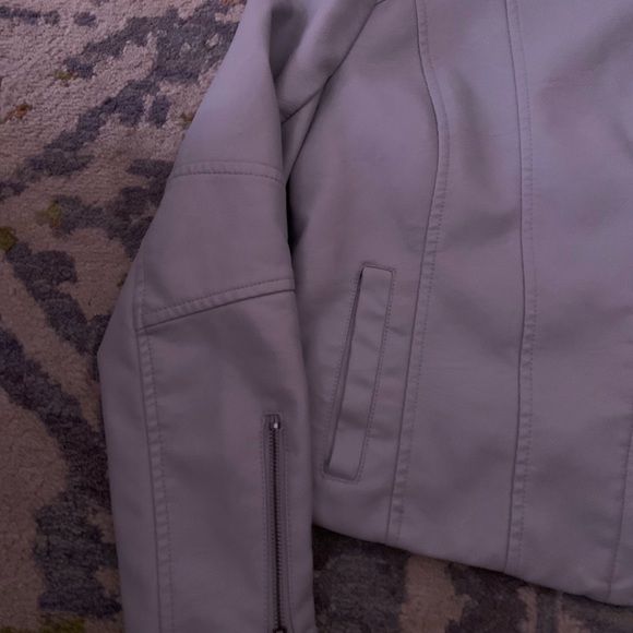 Never worn Jack by BB Dakota leather jacket - Picture 3 of 3